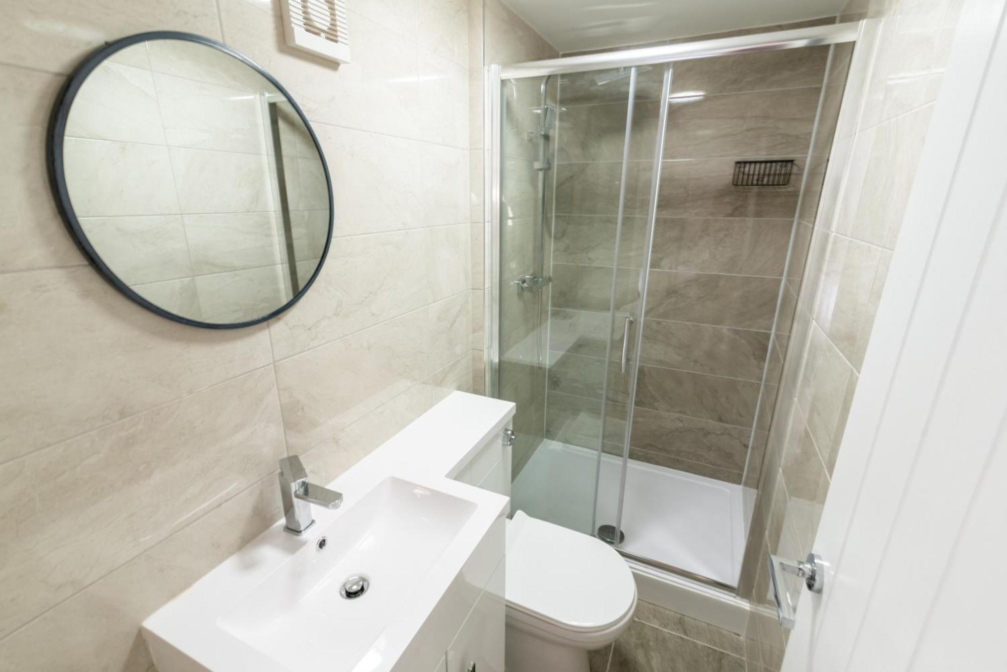 Cosy Cardiff Apartments - Garden Lounge Bagian luar foto
