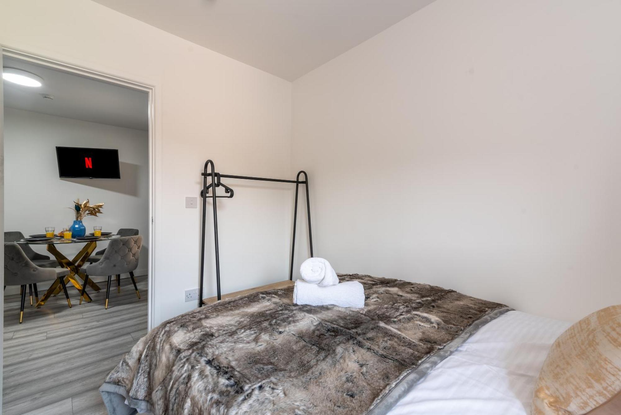 Cosy Cardiff Apartments - Garden Lounge Bagian luar foto