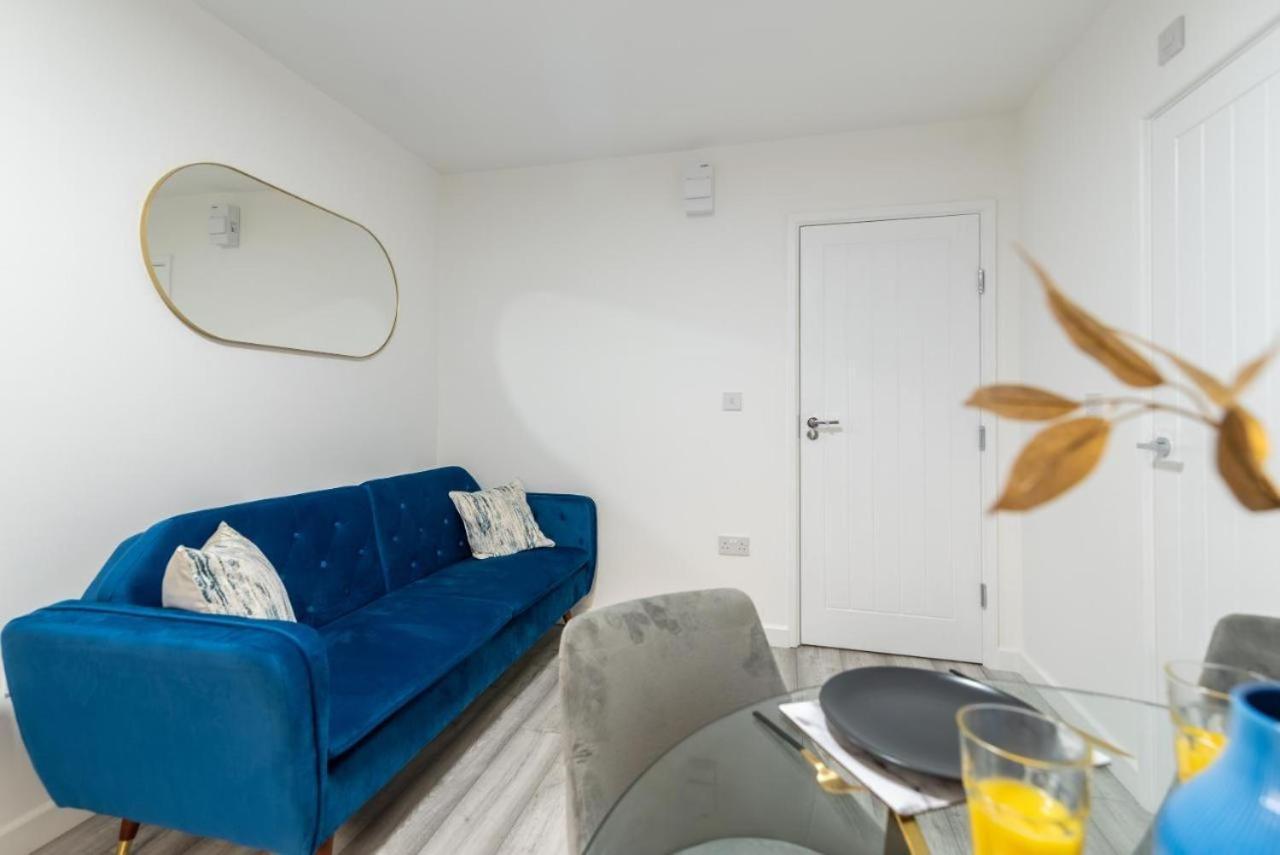 Cosy Cardiff Apartments - Garden Lounge Bagian luar foto