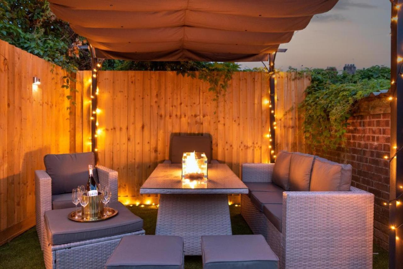 Cosy Cardiff Apartments - Garden Lounge Bagian luar foto