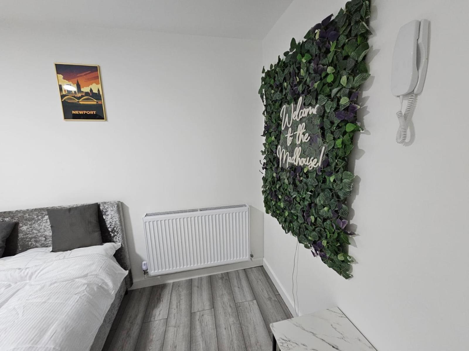 Cosy Cardiff Apartments - Garden Lounge Bagian luar foto